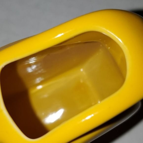 Fiestaware Fiesta SMALL CERAMIC Mini Disk Pitcher Daffodil Yellow - Picture 7 of 13